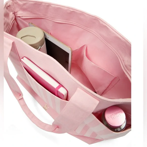 VICTORIAS SECRET POCKET TOTE - Picture 4 of 7